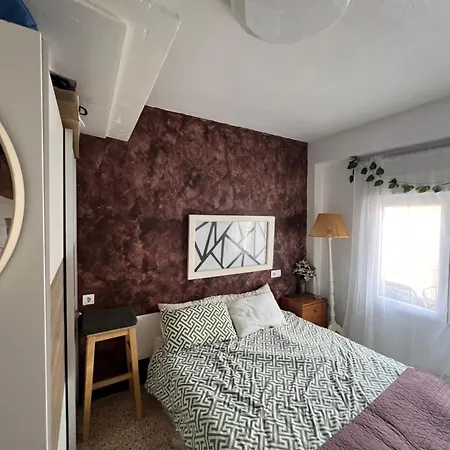 Sunset Apartment *